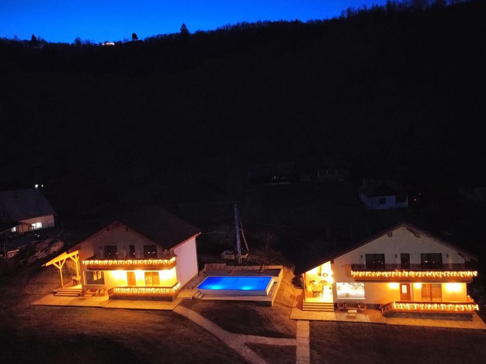Friends & Family Moieciu Chalet in Brașov County
