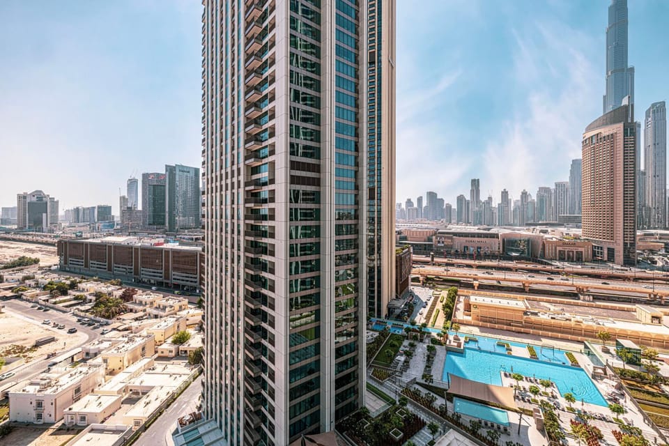 City view, Swimming pool