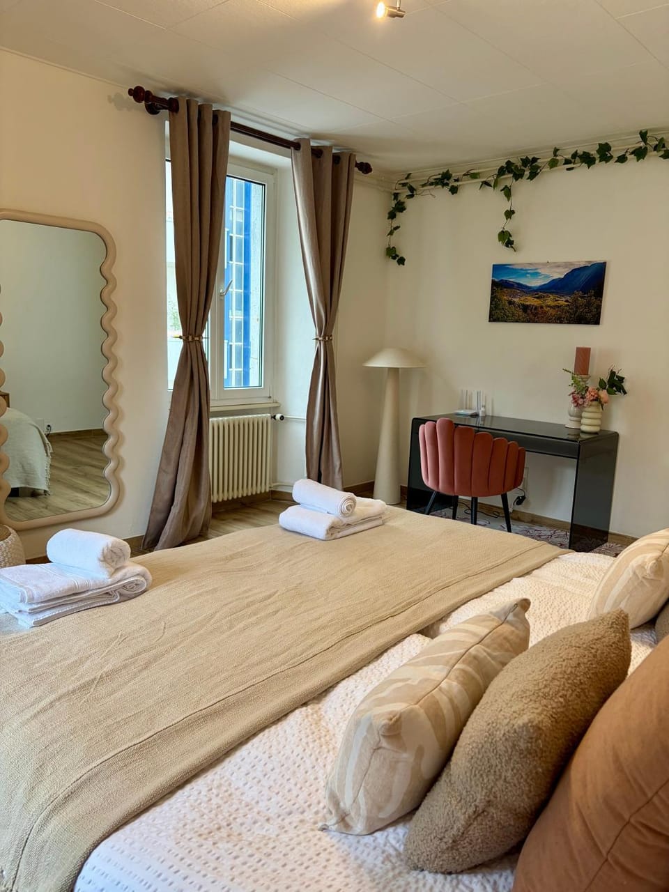 Bed, Bedroom