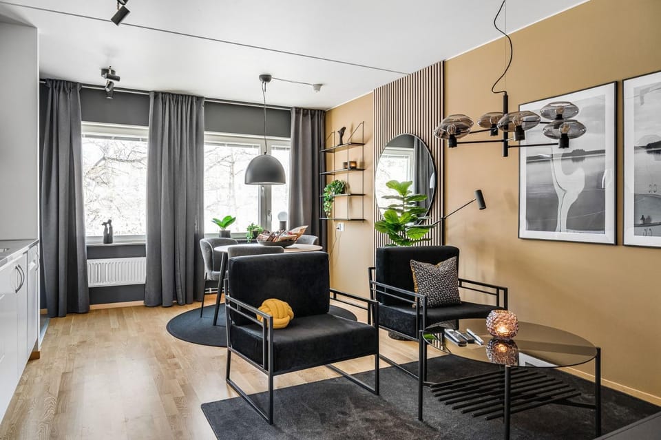 Living room, Dining area