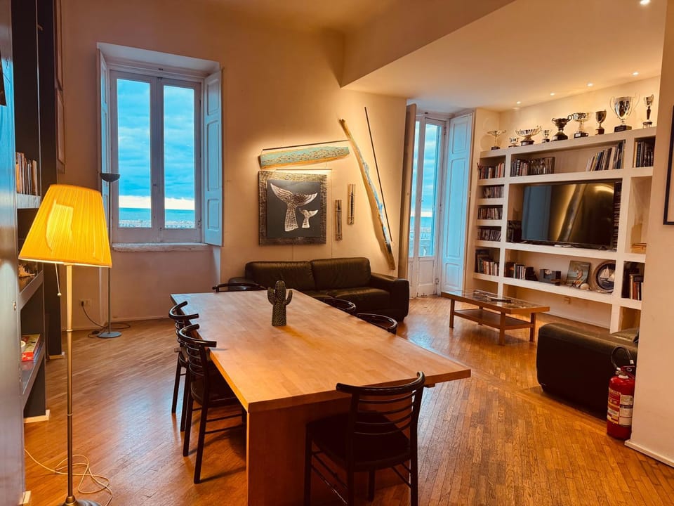 TV and multimedia, View (from property/room), Living room, Seating area, Dining area