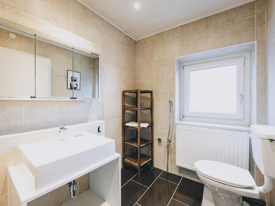 Toilet, Bathroom