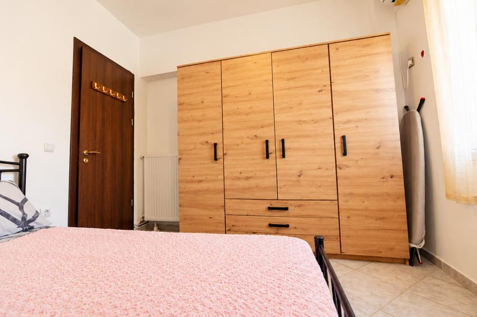 Bed, Bedroom, wardrobe