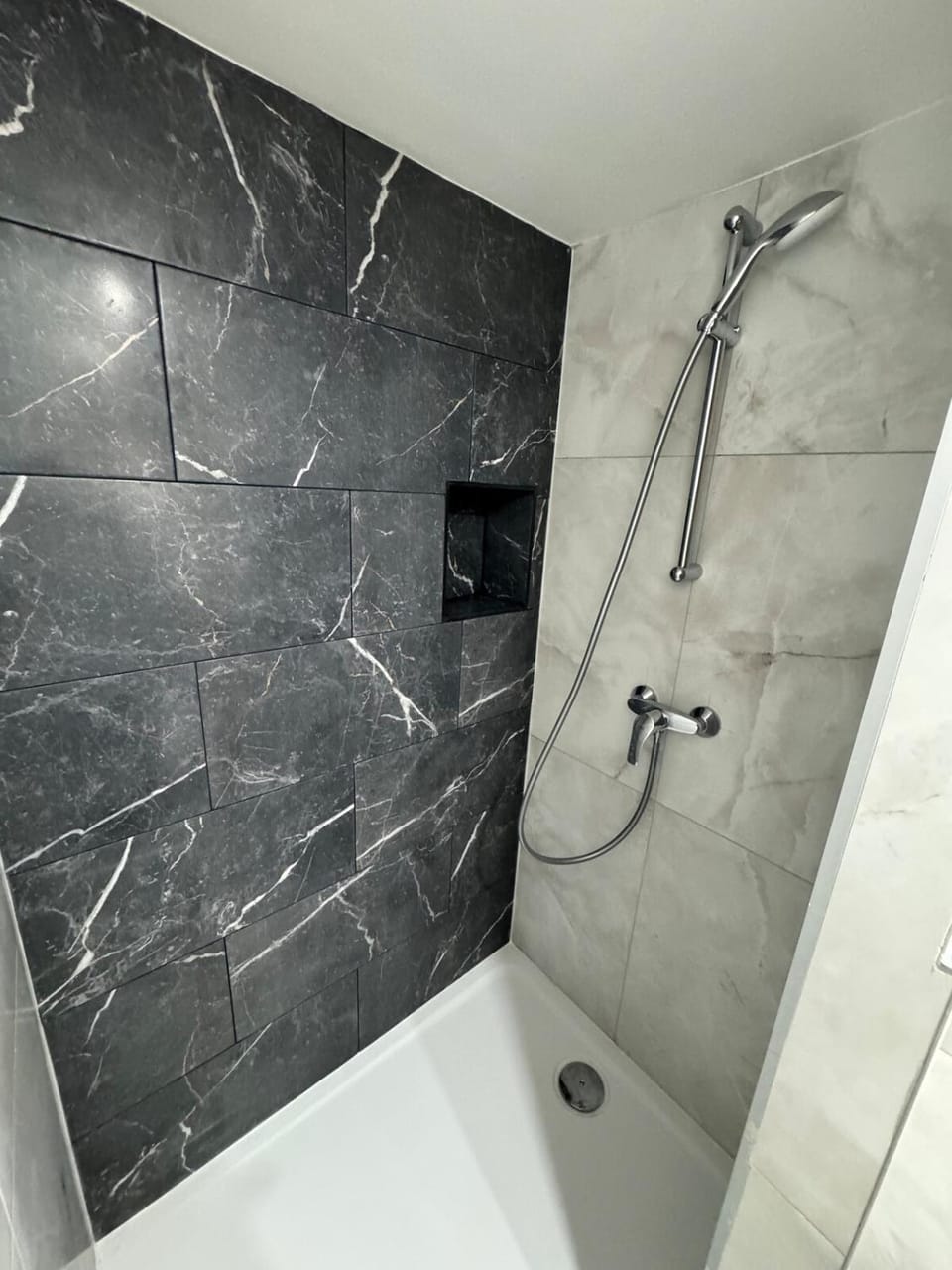 La lyonnaise dans la jungle urbaine House in Lyon