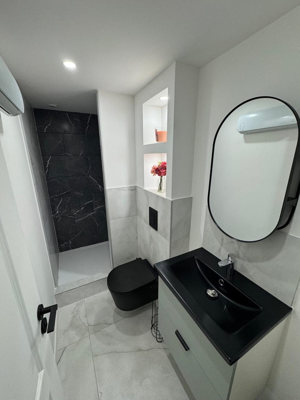 La lyonnaise dans la jungle urbaine House in Lyon