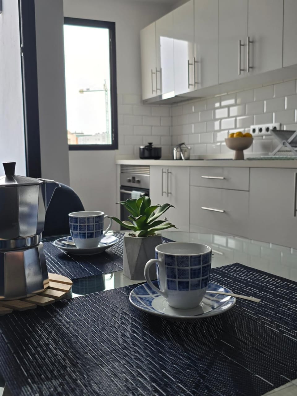 Coffee/tea facilities, Dining area