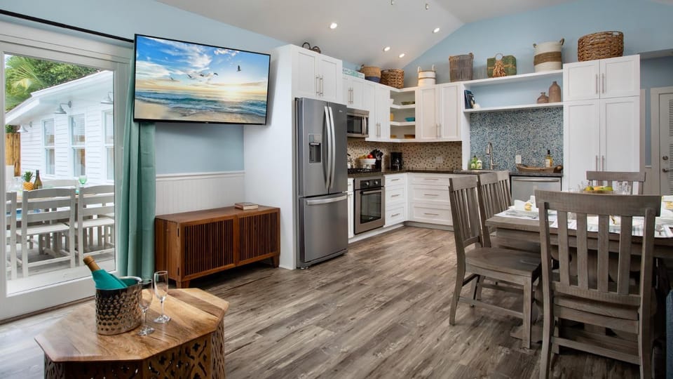 The Duke and The Queen by Last Key Realty House in Key West