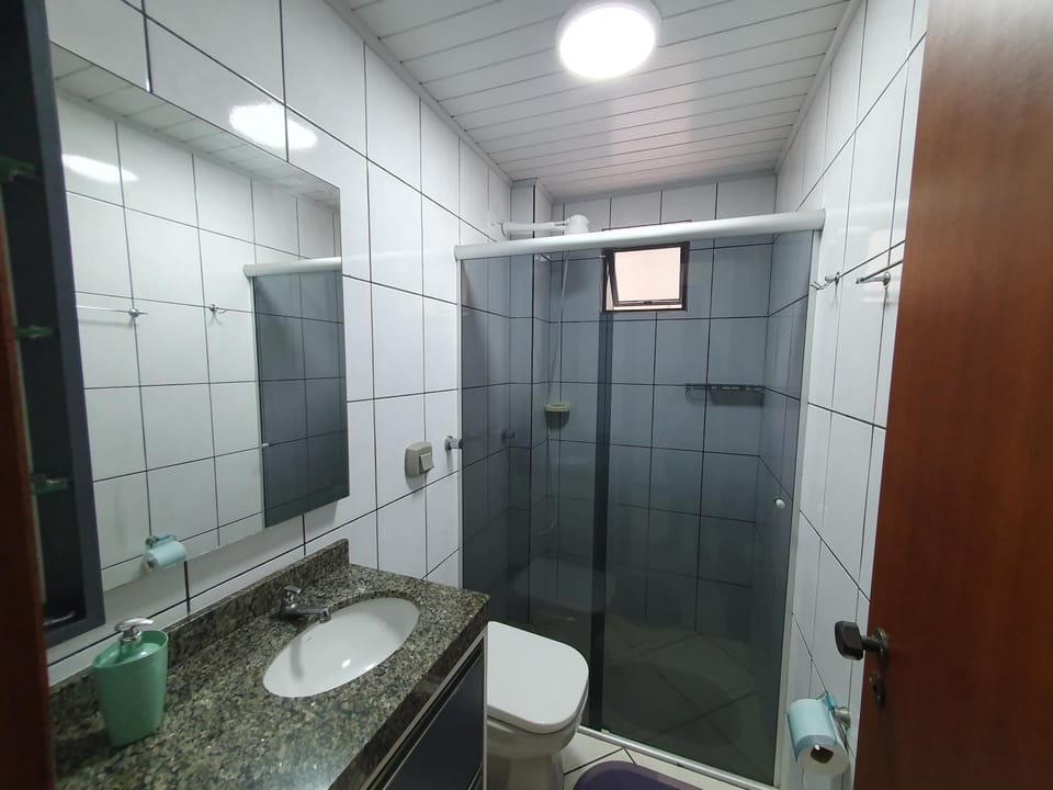Shower, Bathroom, towels