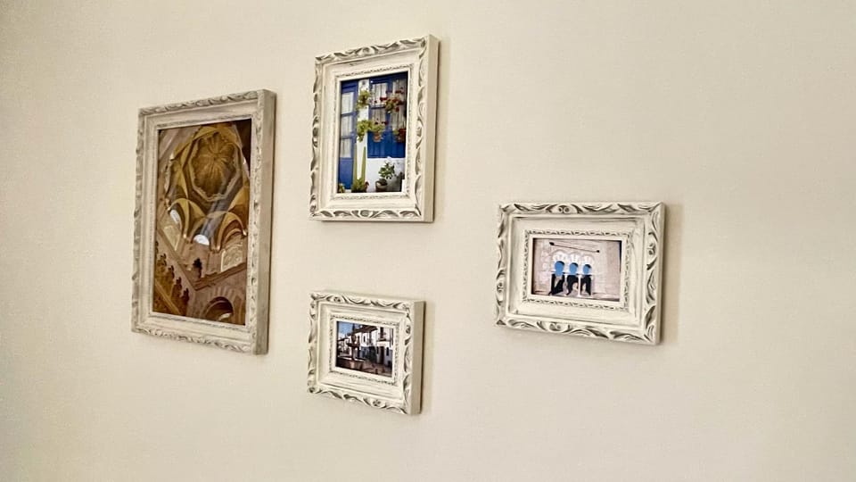 Living room, Decorative detail