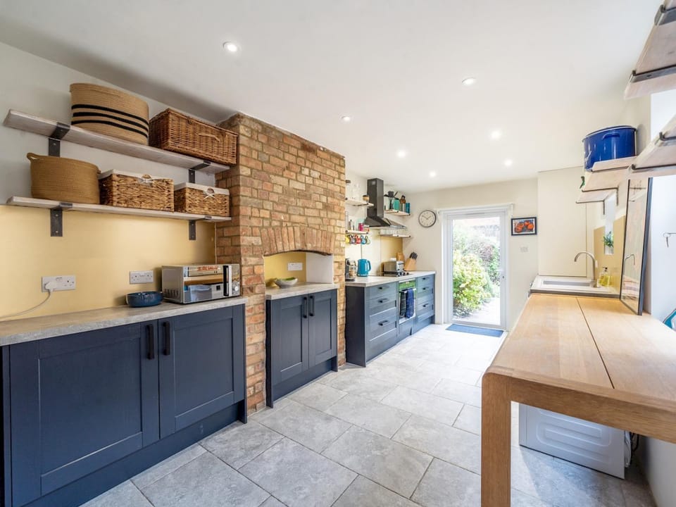 Kitchen or kitchenette, Other