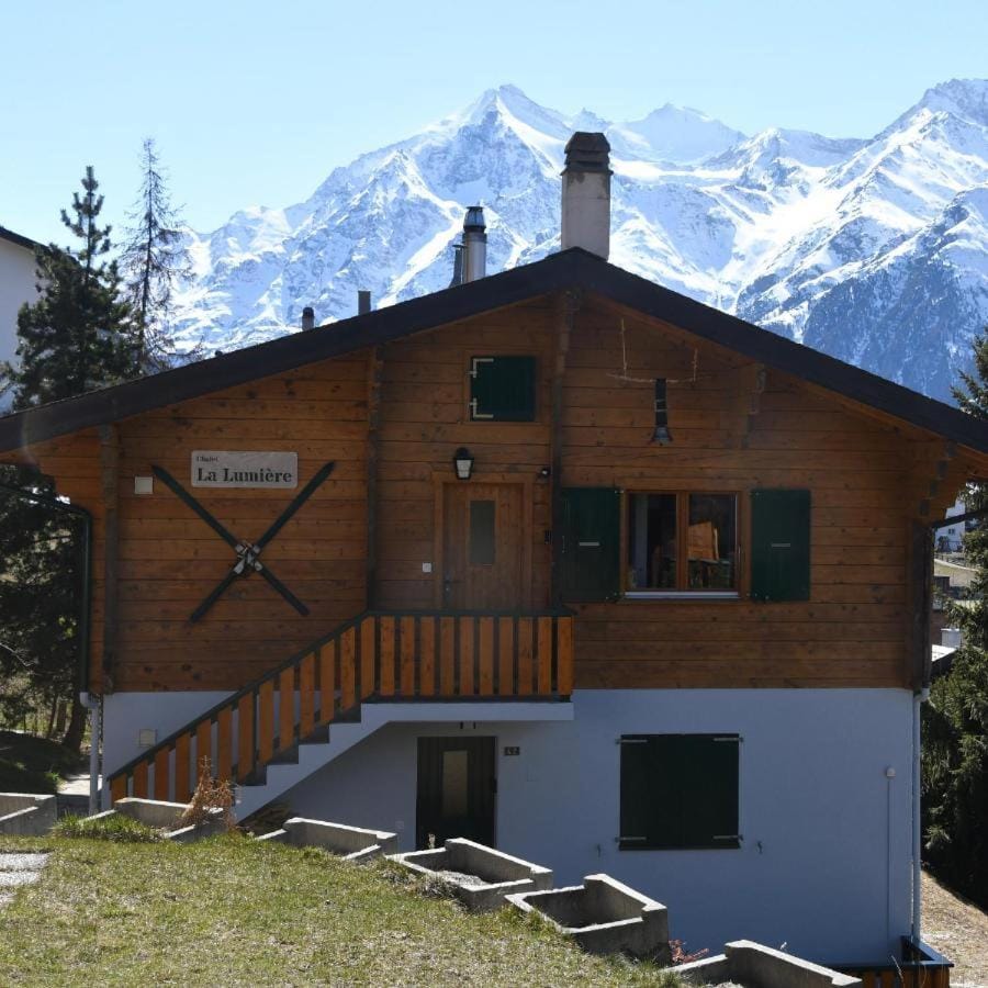 Chalet La Lumiere by Alte Bock Apartment in Canton of Valais