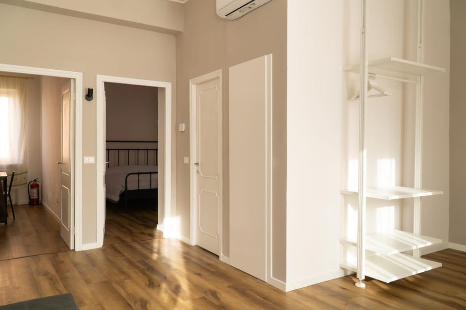 internet, wardrobe, air conditioner