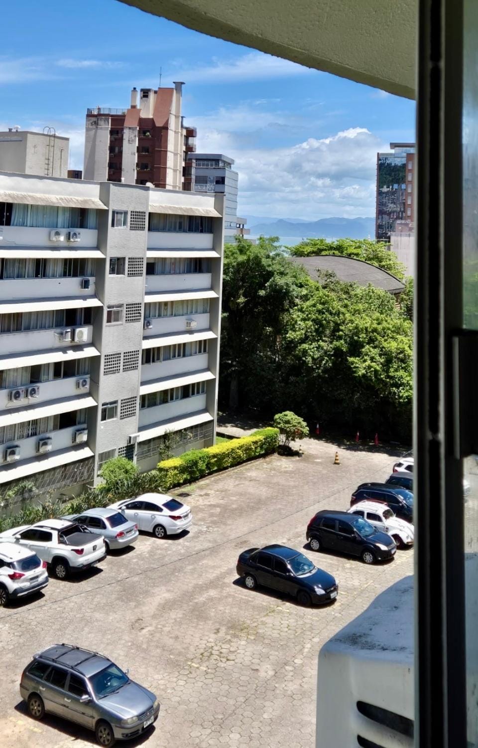 Property building, City view