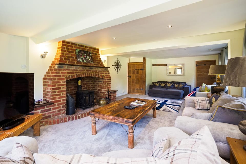 TV and multimedia, Living room, Seating area