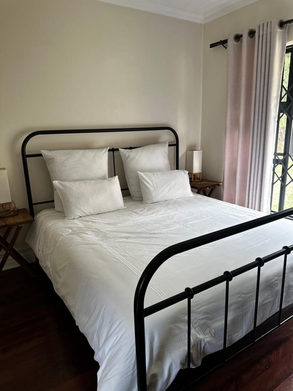 Westgate guesthouse Bed and Breakfast in Roodepoort