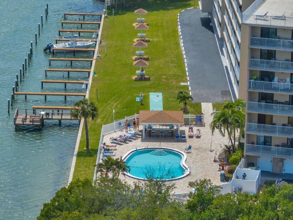 Bayshore Yacht and Tennis Club 616 House in Indian Shores