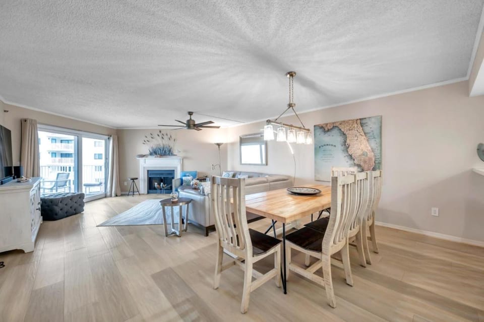 Beach Cottage Condo 1311 House in Redington Shores