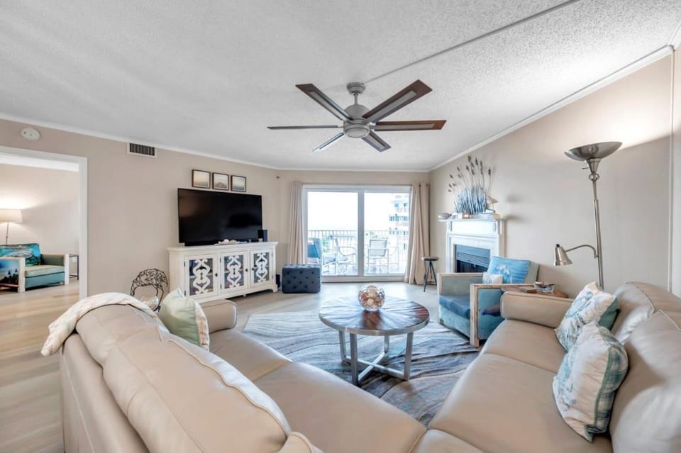 Beach Cottage Condo 1311 House in Redington Shores