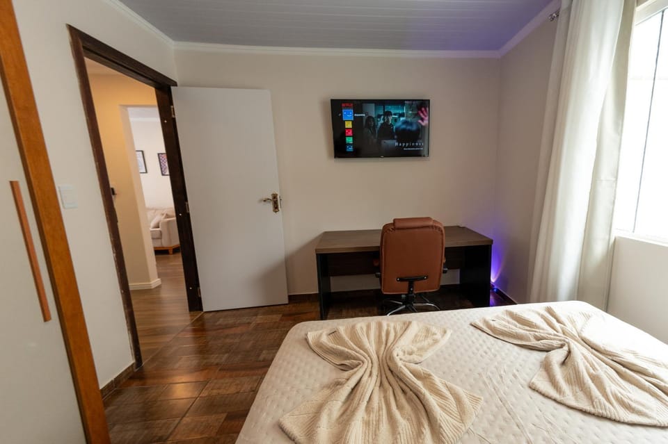 Communal lounge/ TV room, Bed, Photo of the whole room, Evening entertainment, Bedroom