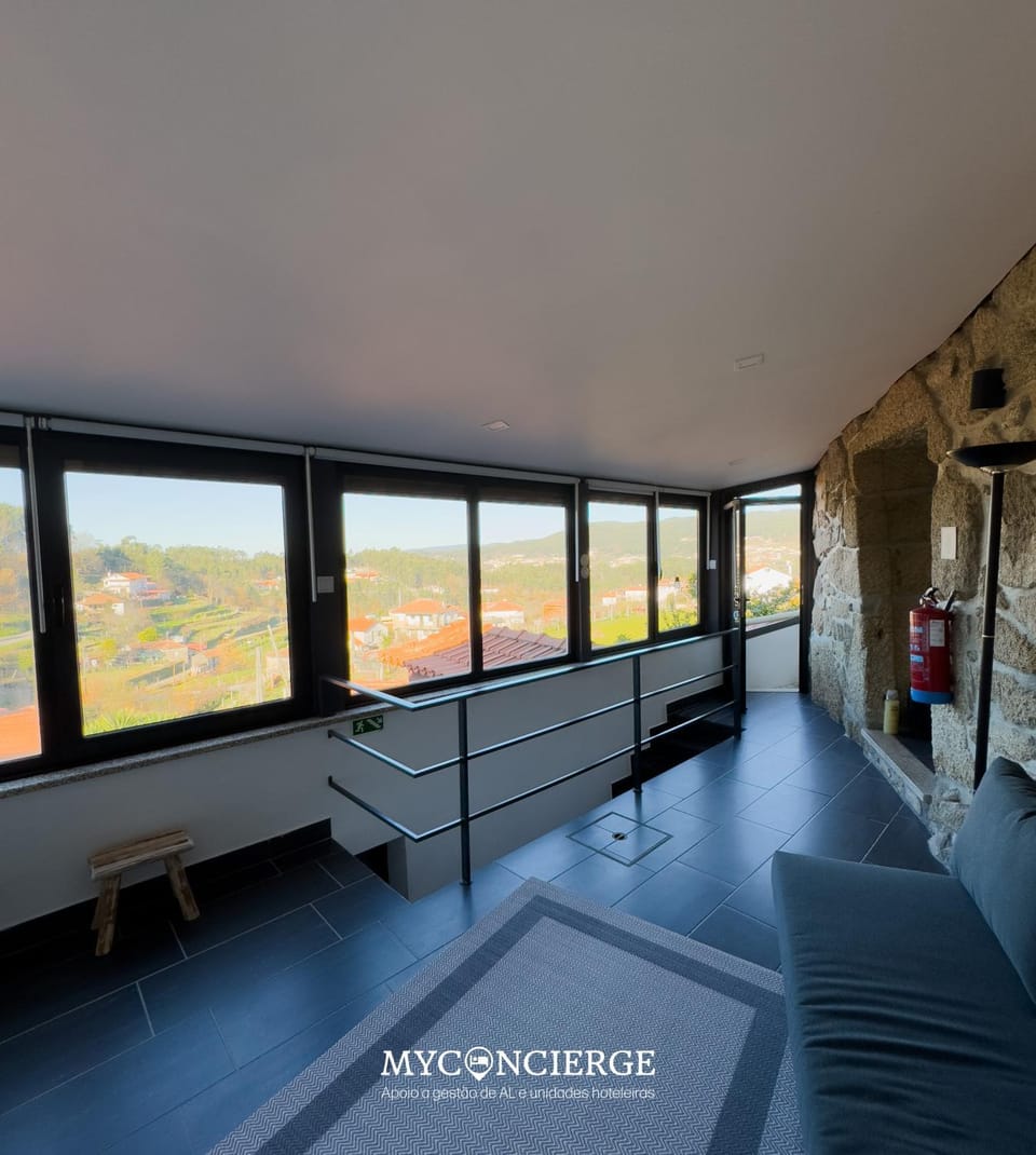 Living room, Mountain view