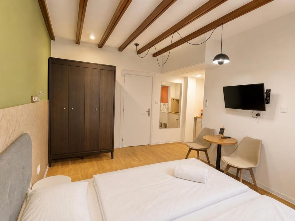 Modern Studio 4 private Kitchenette and Bathroom Apartment in Limassol City