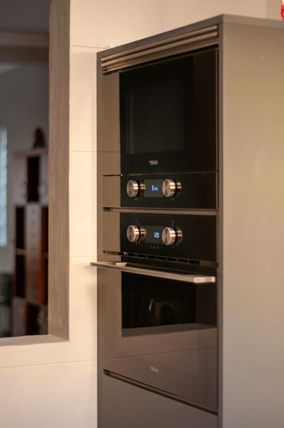 microwave, oven