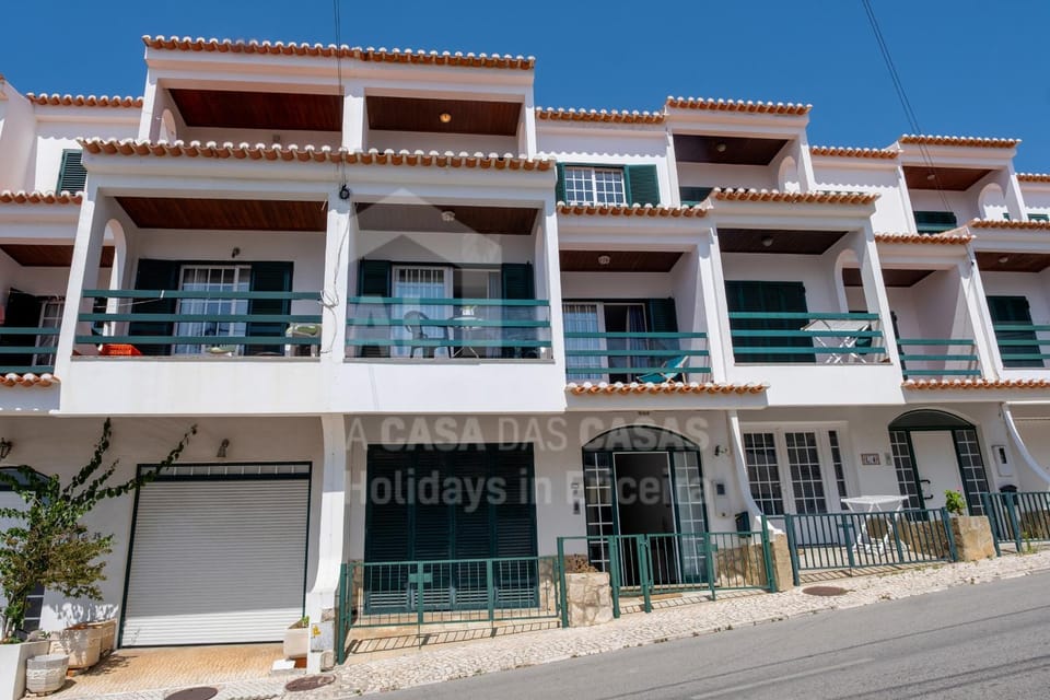 Casa os Naias by ACasaDasCasas House in Ericeira