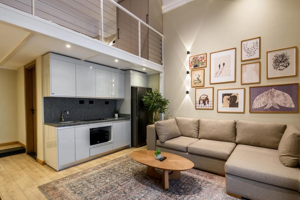 Kitchen or kitchenette, Living room, Seating area, dishwasher, stove