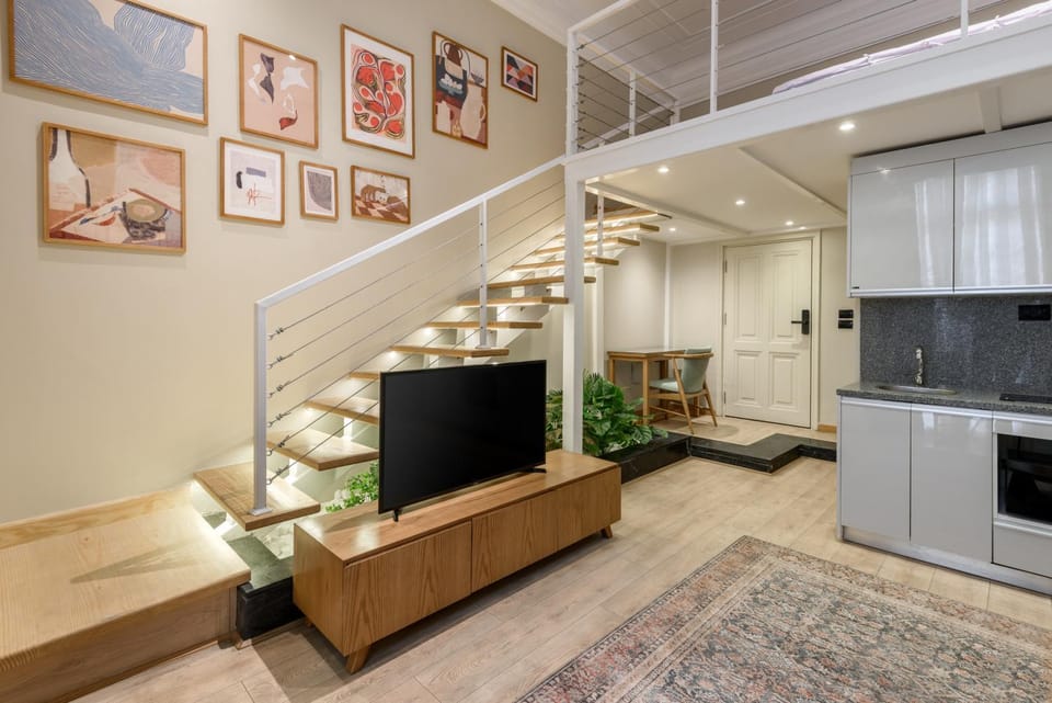 TV and multimedia, Living room, Seating area