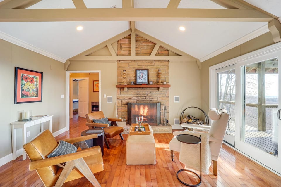 5 Mi to Dtwn: Pet-Friendly Gem in Blowing Rock! House in Watauga