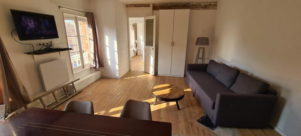 Superbe 2 pièces45 m2 calme ensoleillé hypercentre Apartment in Normandy