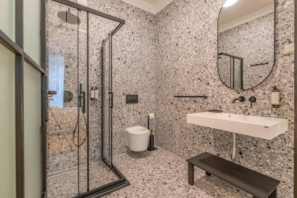 Shower, Toilet, Bathroom