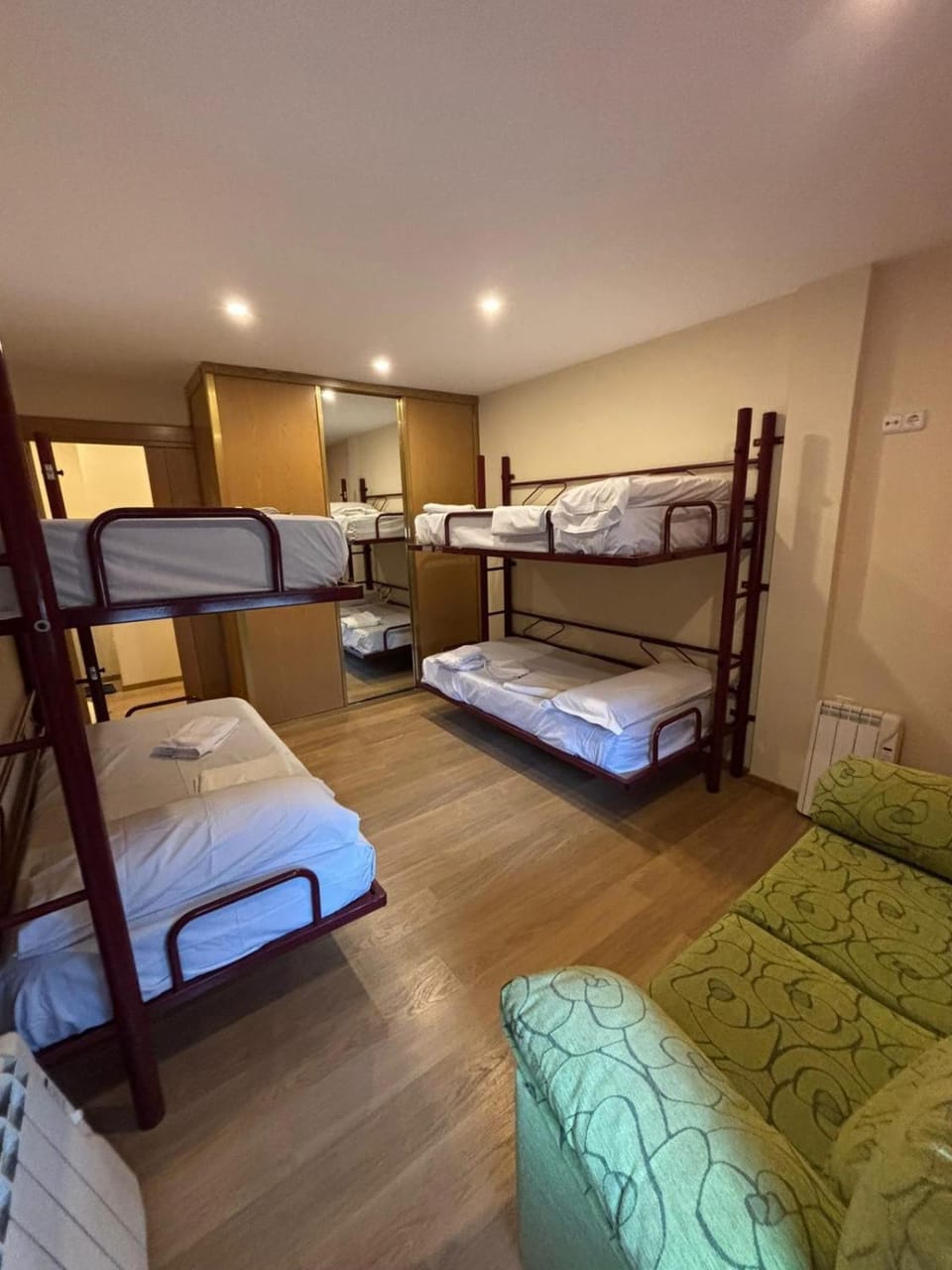 Bed, Photo of the whole room, Bedroom, bunk bed