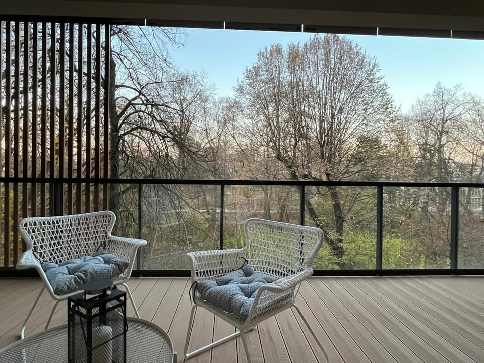 Spring, Natural landscape, View (from property/room), Balcony/Terrace, Living room, Seating area, Dining area