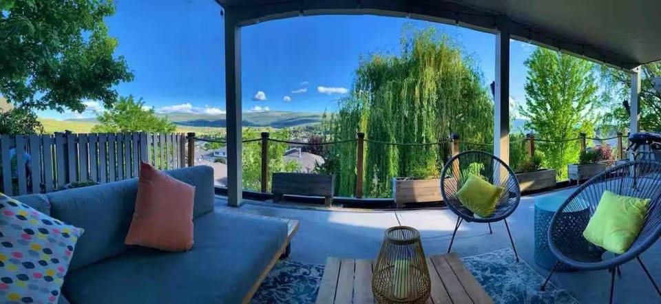 Patio, Natural landscape, View (from property/room), Balcony/Terrace, Seating area