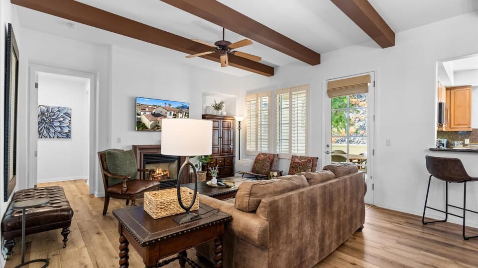 LV315 3BR LV Townhome with Mountain Views Apartment in Indian Wells