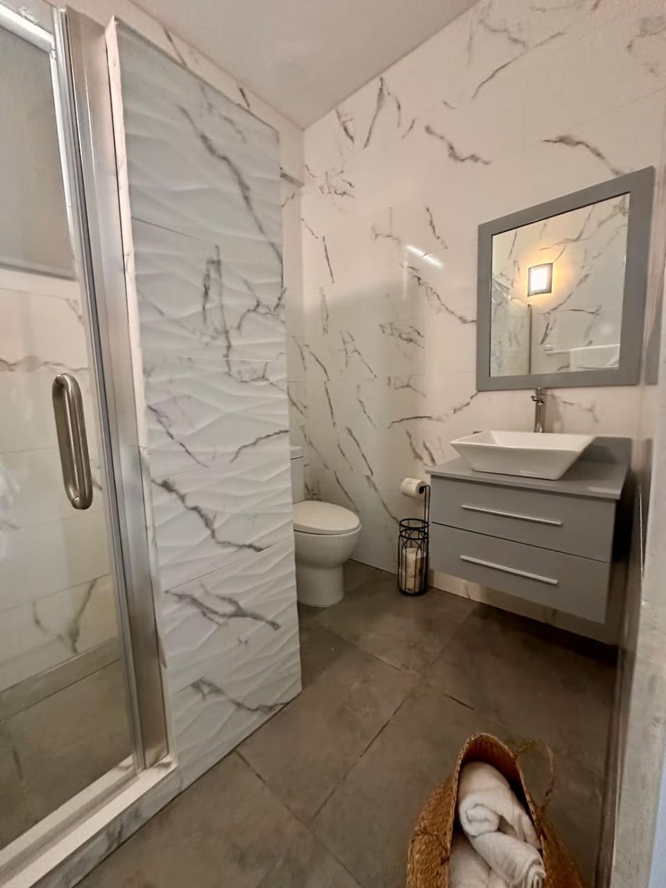 Beachtown Luxury Villas Apt 101 Apartment in Aguacate, Aguadilla, Puerto Rico