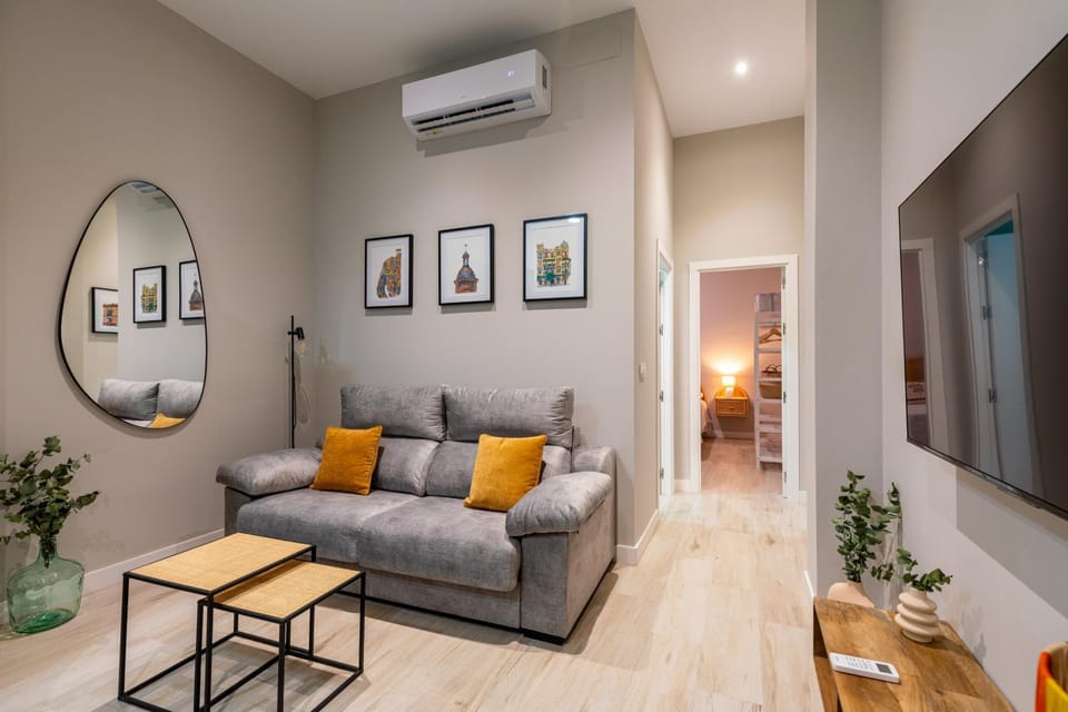 TV and multimedia, Living room, air conditioner