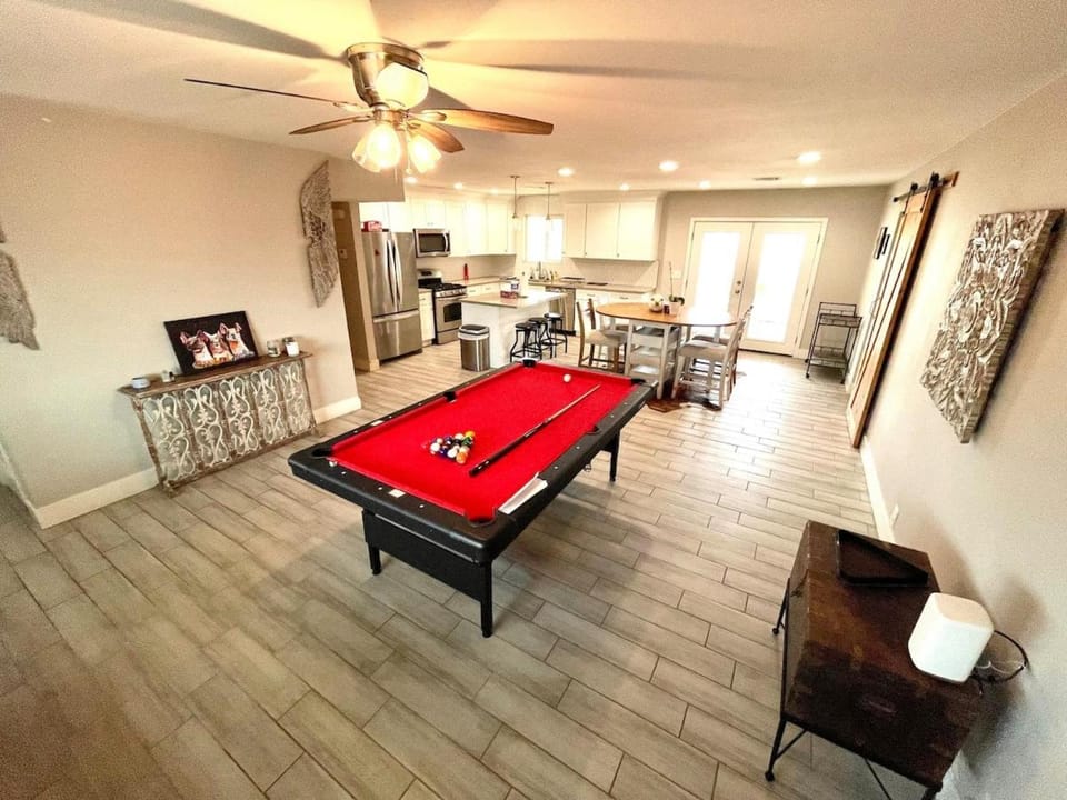 Clubhouse 1316 - Suite 2 in Shared Home House in Tempe
