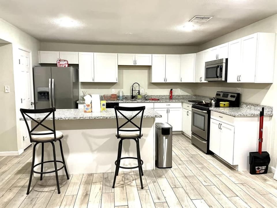 Unity House - Suite 4 in Shared Home House in Tempe