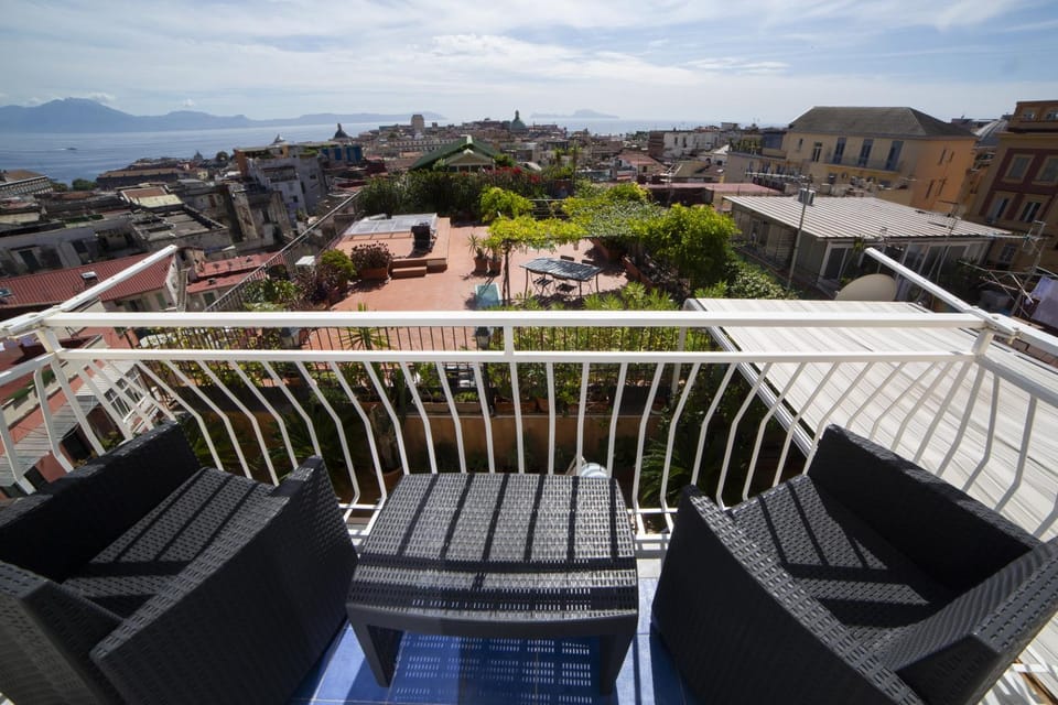 View (from property/room), Balcony/Terrace, City view, Sea view