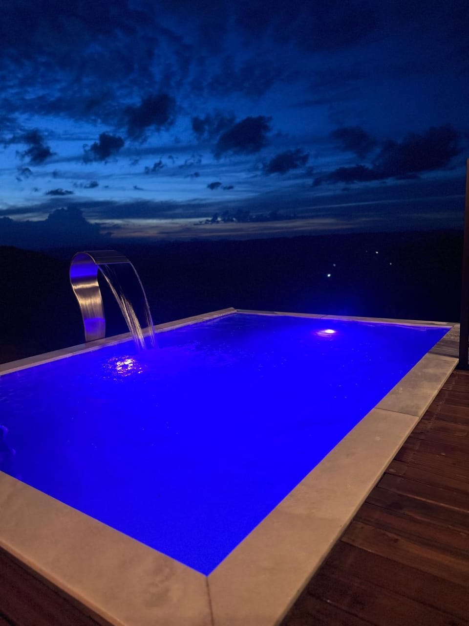 Swimming pool, Swimming pool