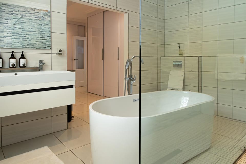 Hot Tub, Bathroom, Bath