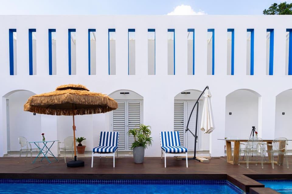 View (from property/room), Balcony/Terrace, Pool view
