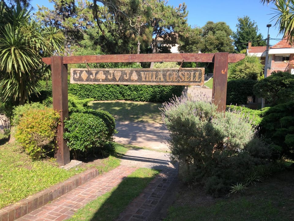 Natural landscape, Garden, Garden view, Street view