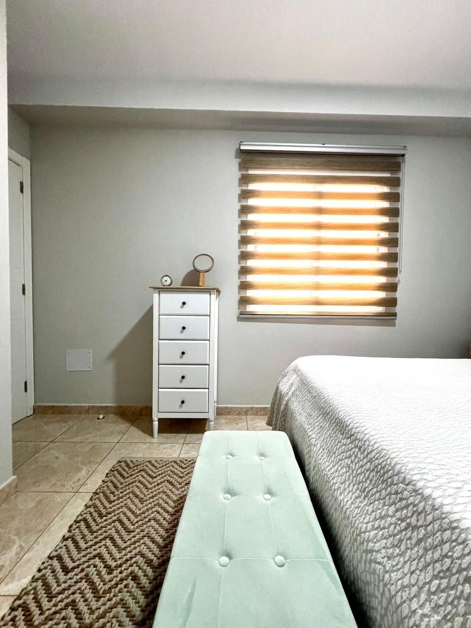 Bed, Photo of the whole room, Bedroom, flat iron