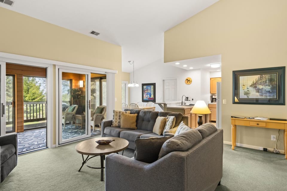 CrossWinds Getaway at Shanty Creek Apartment in Michigan