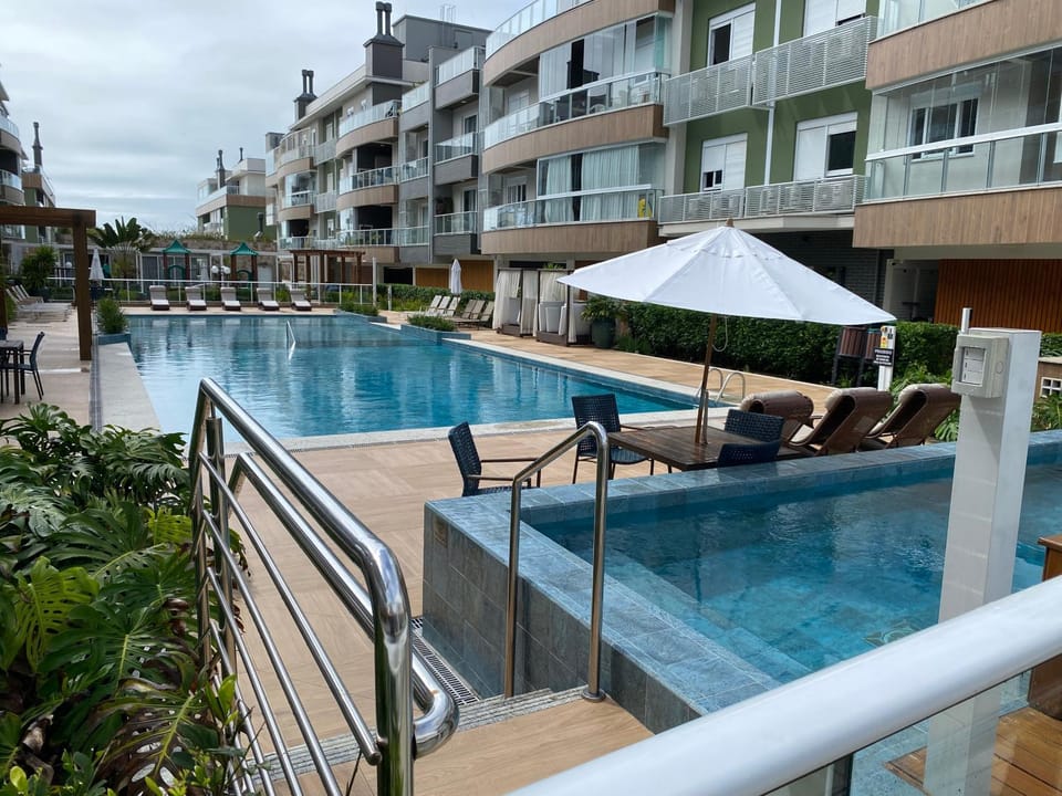 Hot Tub, Pool view, Swimming pool, Swimming pool