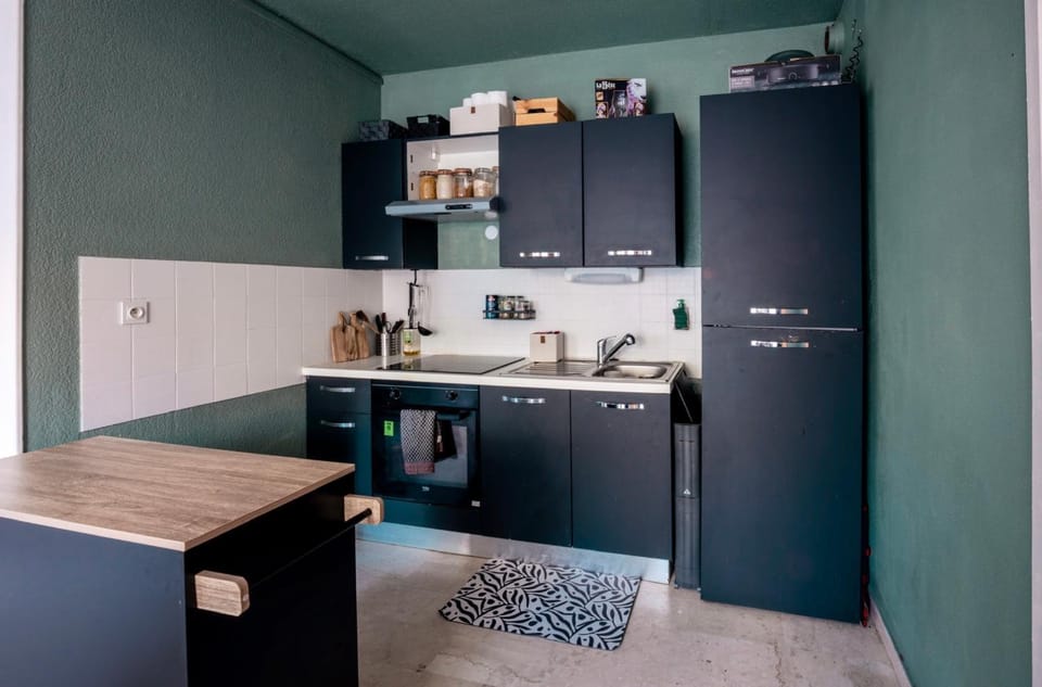 T2 Cosy proche du centre avec grande terrasse! Apartment in Nimes