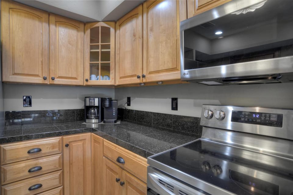 Tamarron Lodge Suite 417 - Down Home in Durango CO House in La Plata County